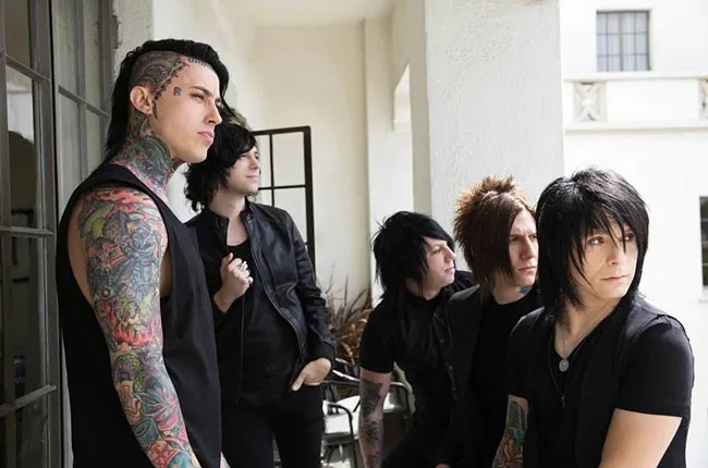 Falling In Reverse выпустили Joseph. Гости — Corey Taylor и Serj Tankian