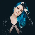 Diamante announces the album Supernova and releases Hollywood Blvd